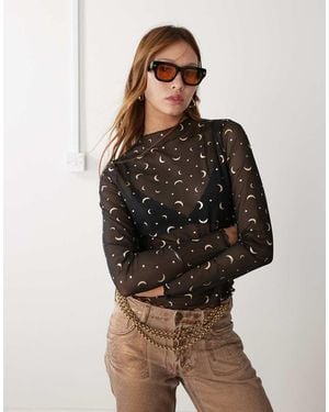 Noisy May Lettuce Edge Mesh Top With Moon Print - Black