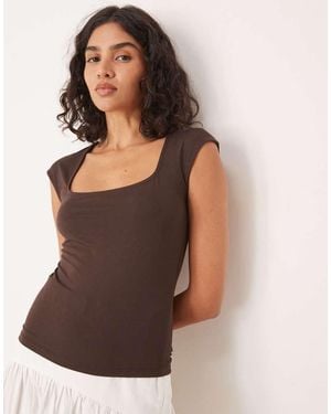 Gina Tricot Short Sleeve Low Scoop Neck Top - Brown