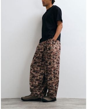 Collusion Xl-ballonhose im military-muster - Schwarz