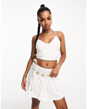 Pimkie Cross Back Detail Crop Top - White