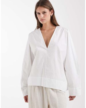 & Other Stories Blusa Blanca Con Cuello De Pico Y Diseño Abombado De Popelina De Algodón Puro - Blanco