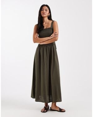 New Look Vestido Midi Fruncido Con Lazada En La Espalda De -Verde