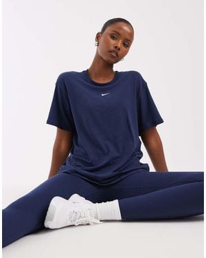 Nike One Dri-fit Relaxed Short Sleeve Top - Blue