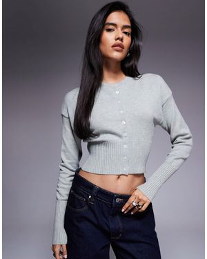 Aria Cove – strukturierte cropped strickjacke - Grau