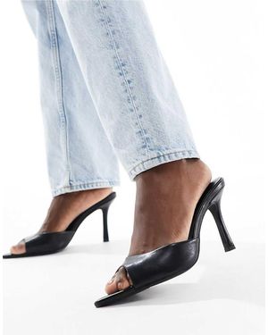 French Connection Mules Negros Con Tacón De Aguja De - Blanco