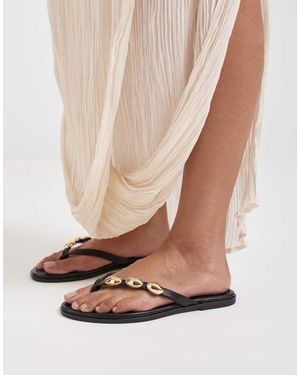 Dolce Vita Juny Tong Sandals With Gold Detail - White