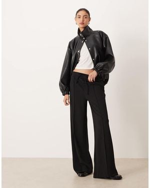 Vila Pantalones Negros De Pernera Ancha Con Pinzas De
