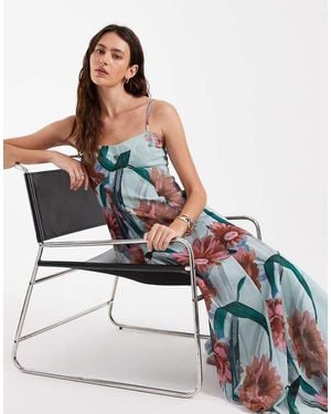 ASOS Chiffon Maxi-Jurk Met Smalle Bandjes En Diepe Godets Met Rode En Blauwe Bloemenprint