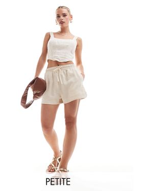 Stradivarius Petite Linen Look Pull On Short - White