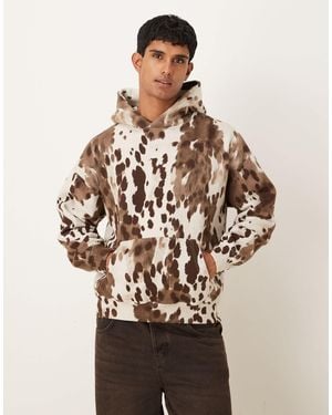Abercrombie & Fitch – essential – kapuzenpullover mit tasche vorne und kuhfleckenmuster - Natur