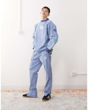 Umbro Pantalones Azules Con Bordado Del Logo Drill De