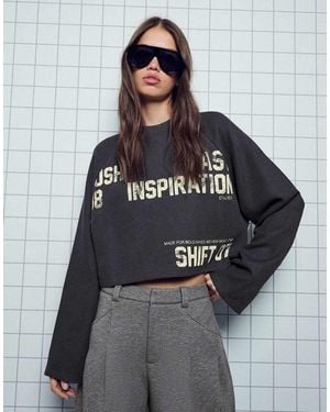Bershka Round Neck Print Sweatshirt - Grey