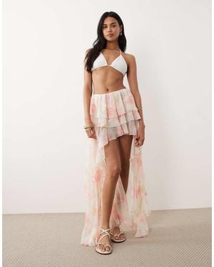 Miss Selfridge Falda Playera Larga Asimétrica Con Volantes Y Estampado Floral De Chifón De - Neutro
