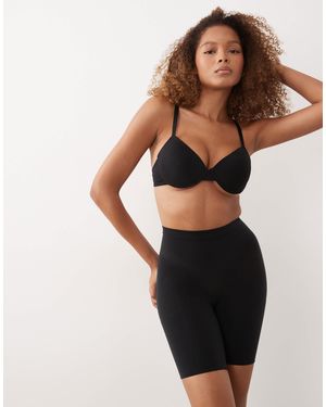 Spanx Seamless power - short mi-cuisse avec taille haute à bande anti-glisse - Noir