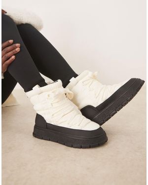 ASOS Arrow - après-ski à lacets en nylon - crème/noir - Neutre