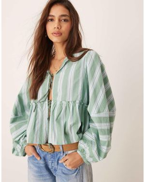 Free People Blusa A Righe Allacciata Sul Davanti - Verde