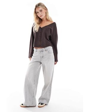Edikted Petite Magda Low Rise Acid Wash Jeans - Grey