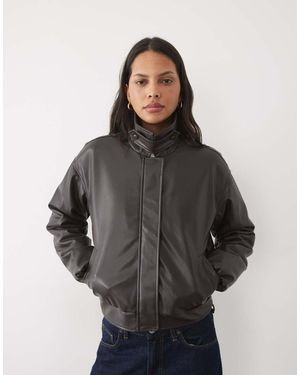 Threadbare Chaqueta De Piel Sintética Con Cuello Alzado En Marrón - Gris