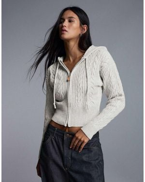 Bershka Jacke mit kapuze und zopfmuster - Grau