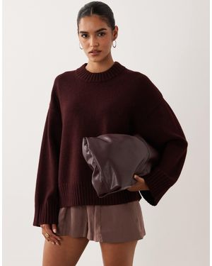 Gina Tricot Strickpullover mit rundhalsausschnitt und weiten ärmeln - Braun