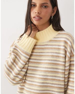 Abercrombie & Fitch Oversize-pullover mit stehkragen und gelbem multistreifenmuster - Natur