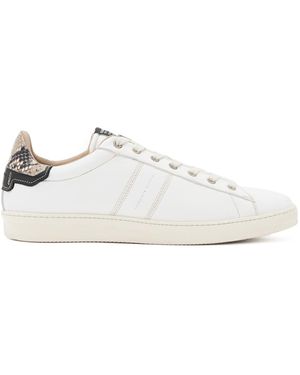AllSaints – leon – niedrige sneaker aus wildleder - Weiß