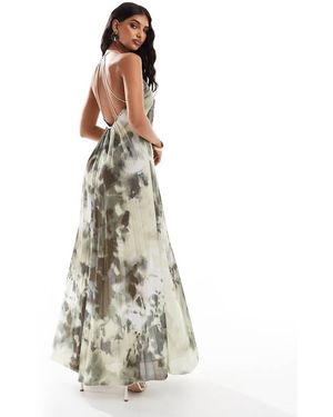 ASOS Vestito Lungo Allacciato Al Collo Con Scollatura Posteriore E Stampa Astratta Verde - Metallizzato