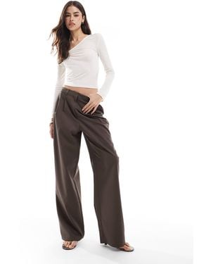 Vero Moda Dad Fit Tailored Trousers - Brown