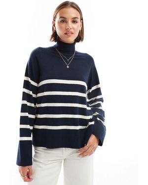 Pieces – amelia – gestreifter rollkragenpullover - Blau