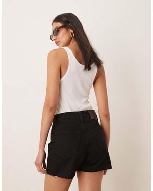 Calvin Klein Raw Hem Mom Shorts - Multicolour