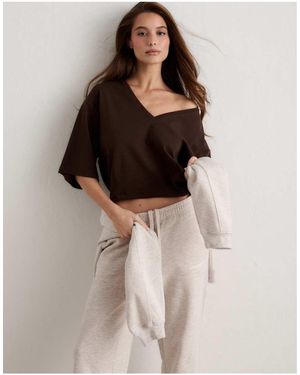 Aim'n Chocolate Elevated T-Shirt - Brown