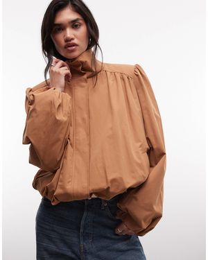 Monki Trenchcoat mit ballonärmeln und hohem kragen - Schwarz