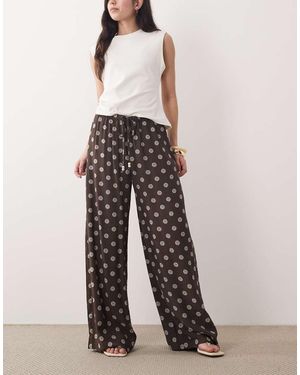 Abercrombie & Fitch Crinkle Pull On Trousers - Brown