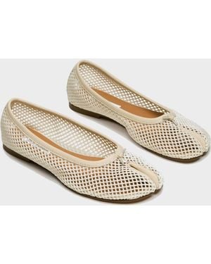 Steve Madden Calico Split Toe Ballet Flats - White