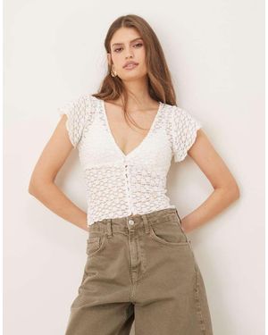 Motel Yeslin V Neck Button Up Lace Top - Natural