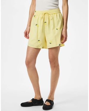 Pieces Shorts - Gelb