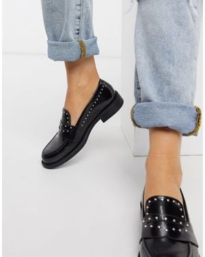 Pull&Bear Mocasines negros con tachuelas