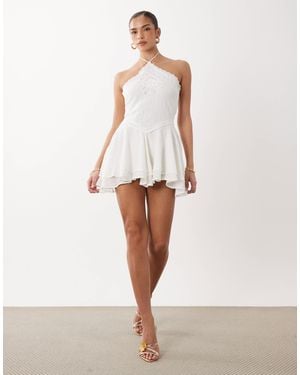 Gina Tricot – besticktes minikleid - Weiß