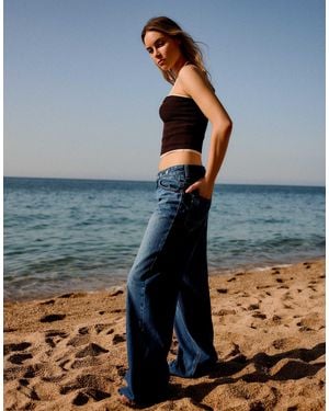 Bershka Jeans mit niedriger taille und überkreuztem bund - Blau