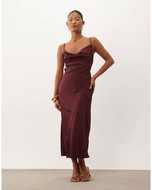 New Look Satin-kleid mit wasserfallausschnitt - Rot