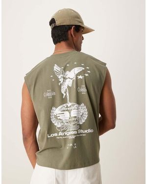 ASOS Top Senza Maniche Oversize Squadrato Color Oliva Con Grafica Di Cherubino - Verde