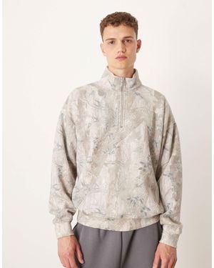 Abercrombie & Fitch – essential – sweatshirt mit kurzem reißverschluss und hellem military-muster - Natur