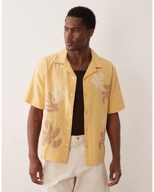 Abercrombie & Fitch Floral Pattern Short Sleeve Shirt - Natural