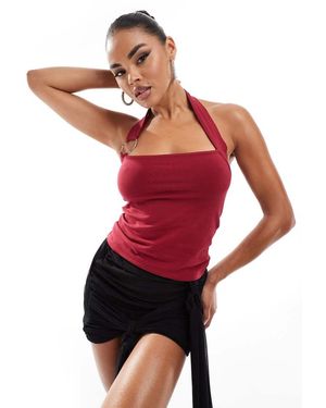 ASOS Top Allacciato Al Collo Bordeaux Con Dettaglio - Rosso