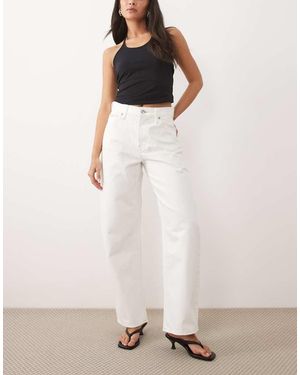 Calvin Klein Relaxed Barrel Jeans - White