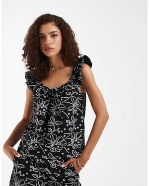 Vero Moda Ruffle Shoulder V Neck Woven Top Co-ord - Black