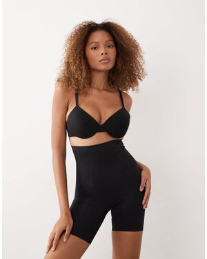Spanx Go figure - short taille haute sculptant mi-long - Noir