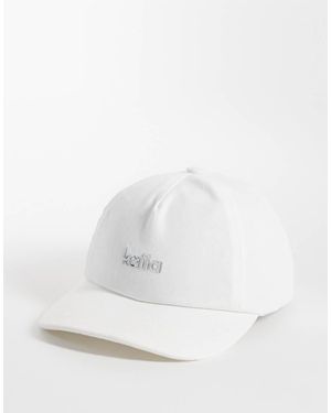 Kaiia Gorra Blanca Con Aplicación Del Logo Plateada - Blanco