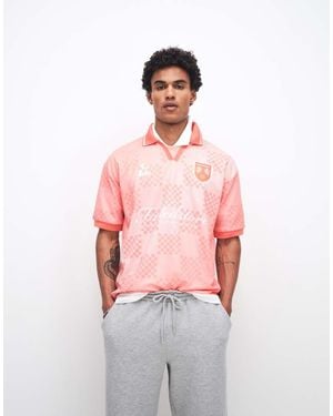 Faded Store Logo Soccer Jersey With Contrast Collar - Red