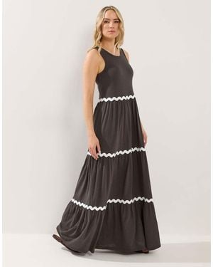 Long Tall Sally Tiered Maxi Dress - White